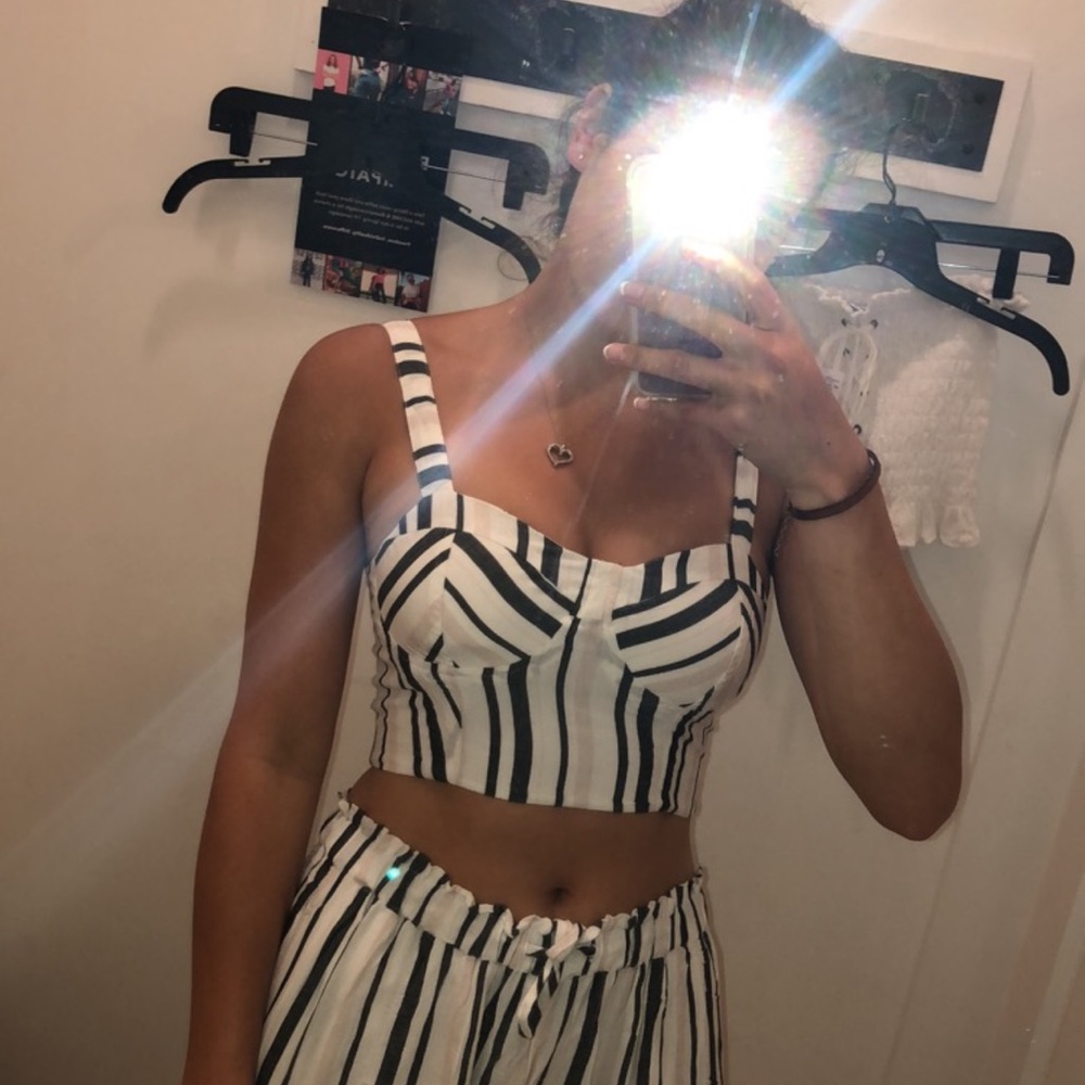 American Eagle Set Top (S) and Bottom (M) Striped Gray and White Women's Top